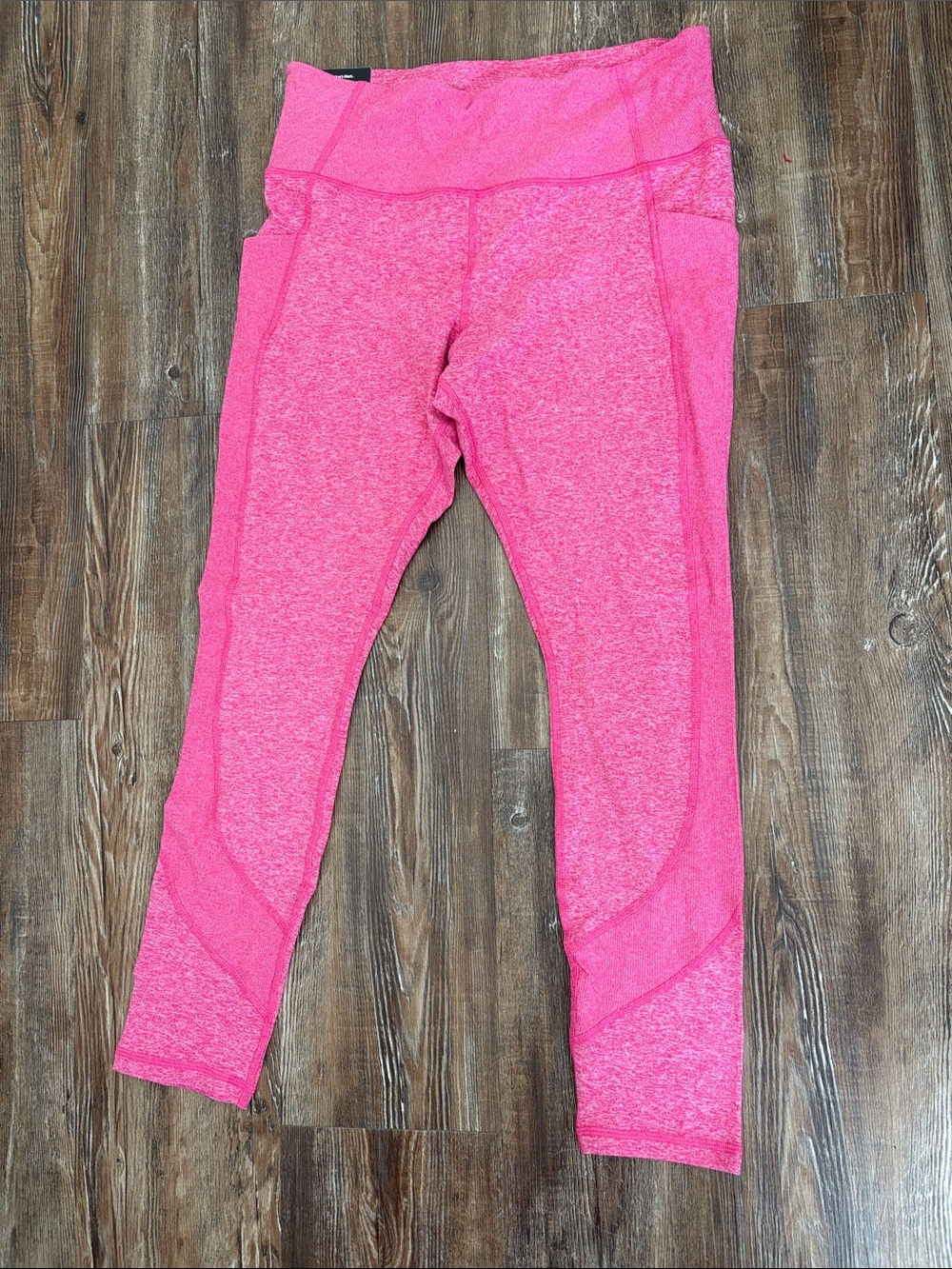 Women's Hot Pink High-Rise Performance Leggings